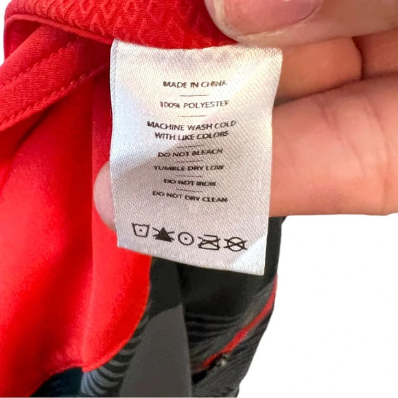 Rhone Men’s Bathing Suit Trunks Gray and Red Shorts Unlined Size 38 - Picture 8 of 8